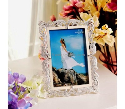 Rectangle metal photo frames with plastic pearl MP-004